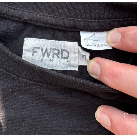 FWRD Denim Men’s T-Shirt & Shorts Black Red Graphic Print Set XL Cotton Casual P - Picture 6 of 12